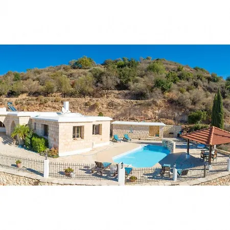 Heaven Villa *